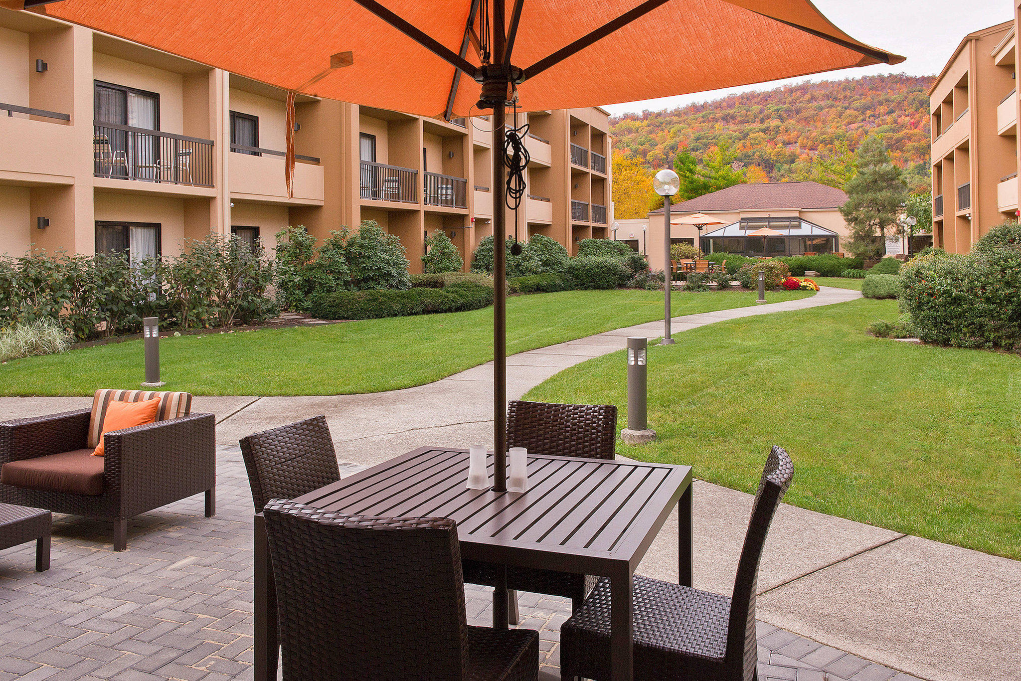 Courtyard by Marriott Mahwah Photo
