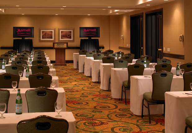Images Detroit Marriott Troy