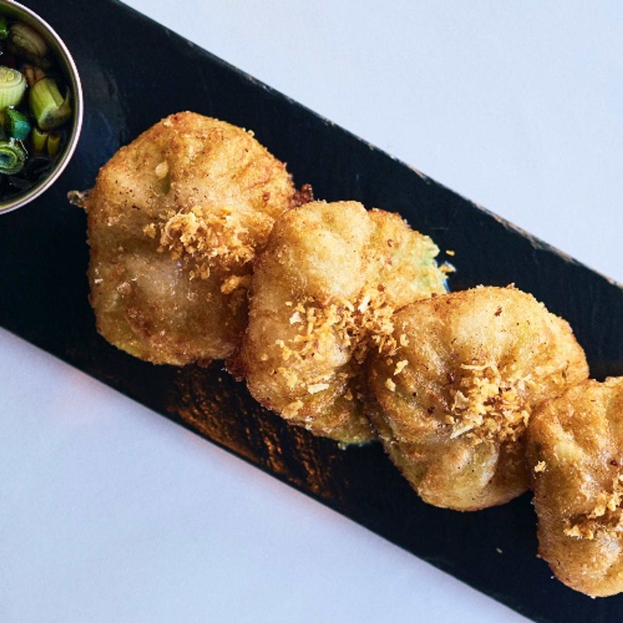 Vegan Chive Dumplings (4 Pieces)