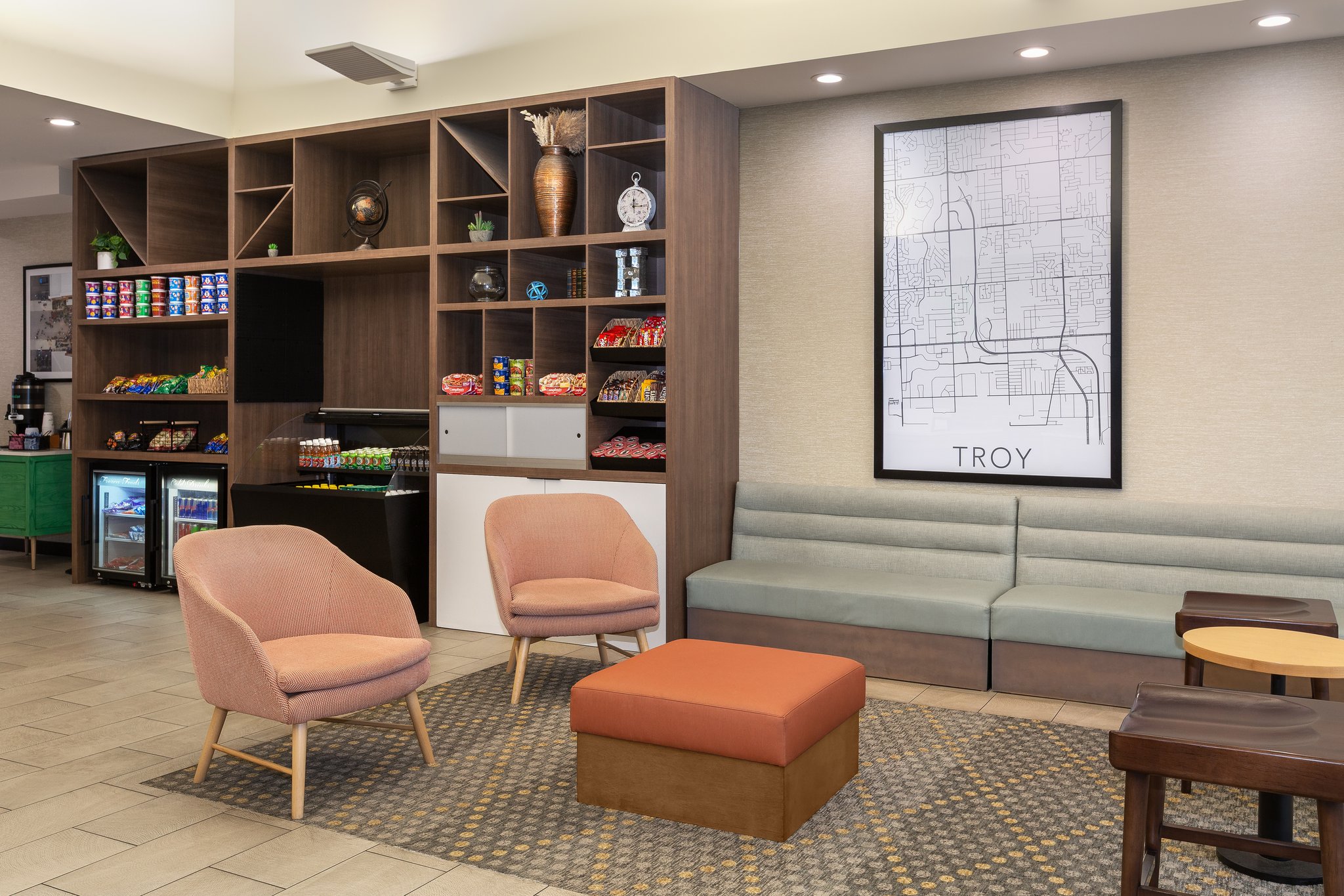 Holiday Inn & Suites Detroit - Troy by IHG Image