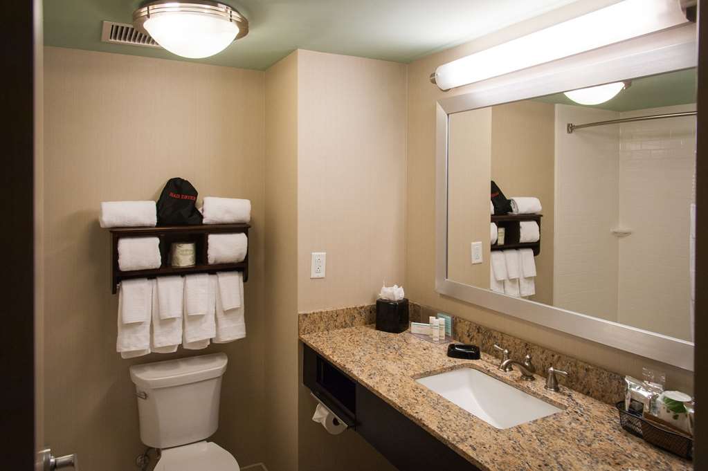 Hampton Inn & Suites Gulfport I-10 Image