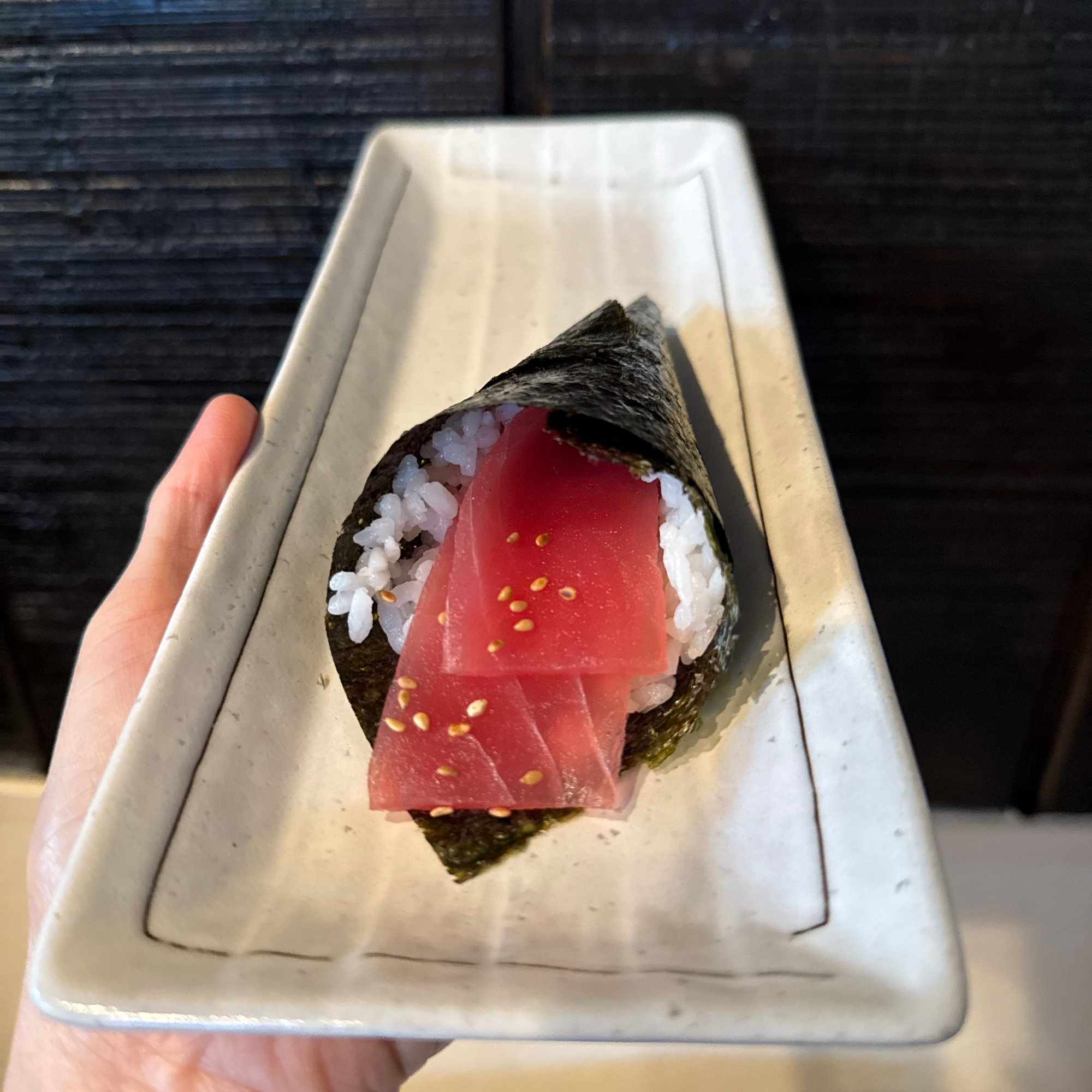 Tuna hand roll