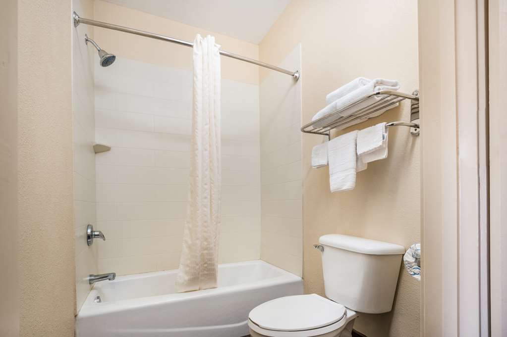 SureStay by Best Western Alice Image