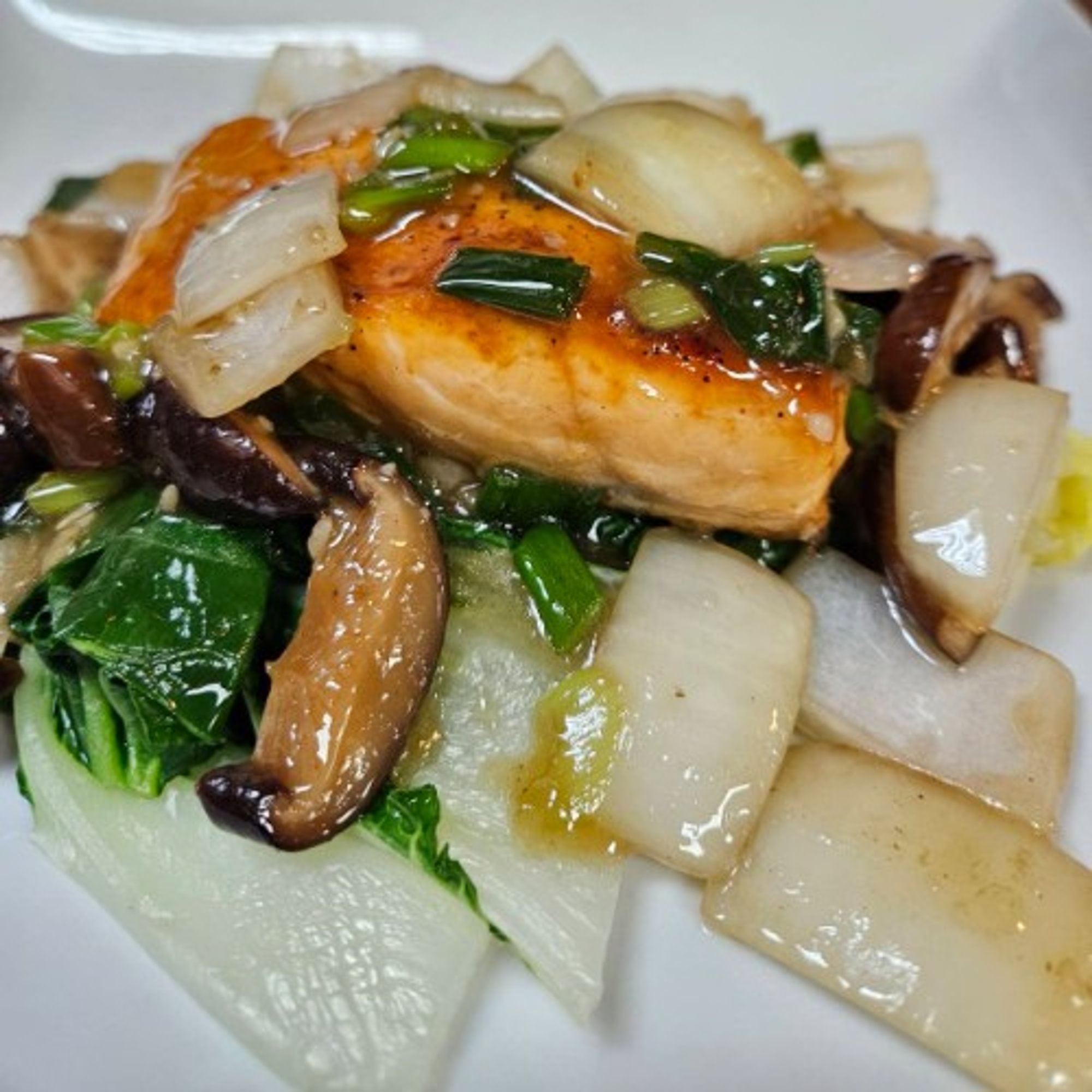 Broiled Filet of Salmon