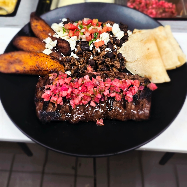 Steak Salvadoreno