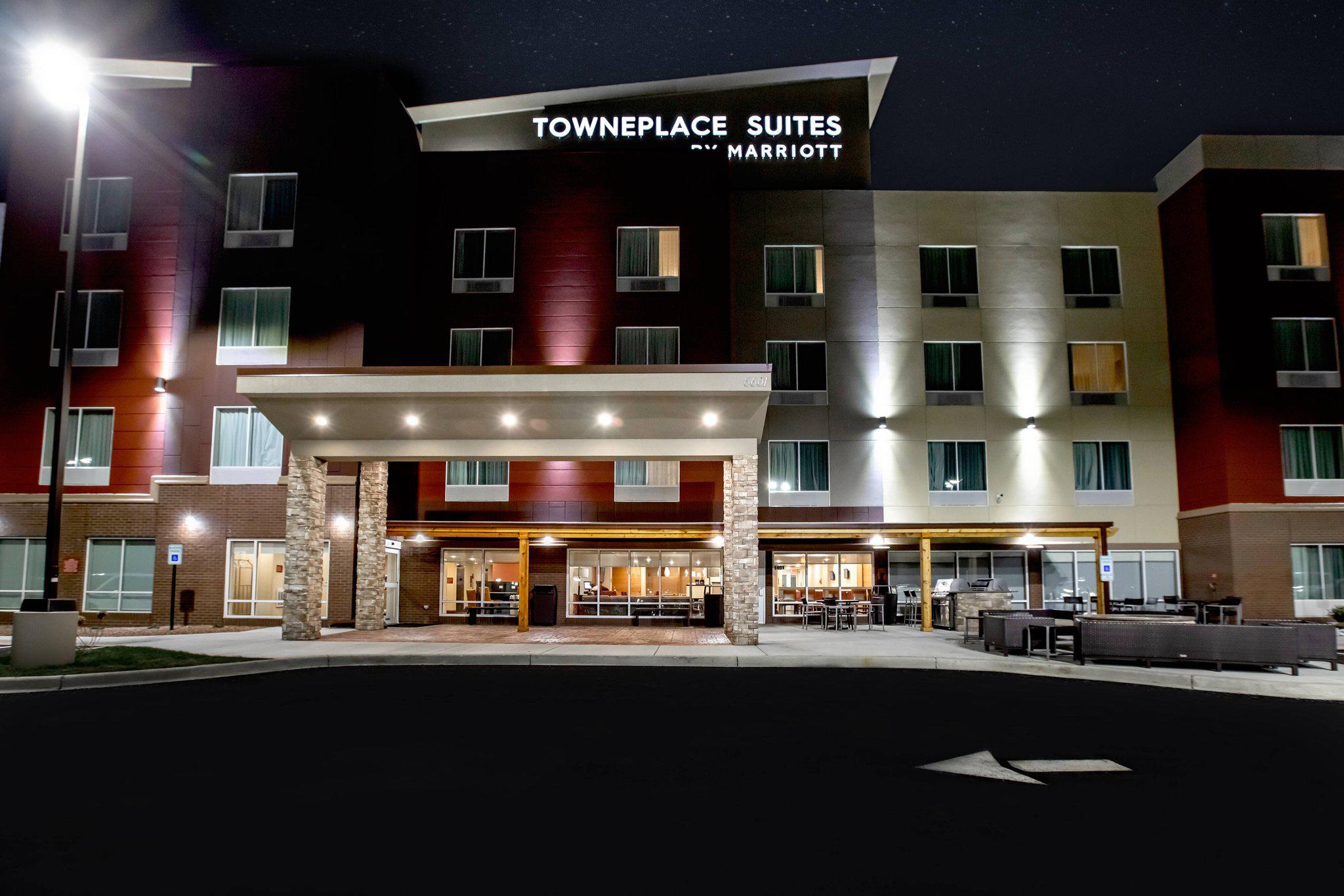 TownePlace Suites by Marriott Louisville Airport Photo