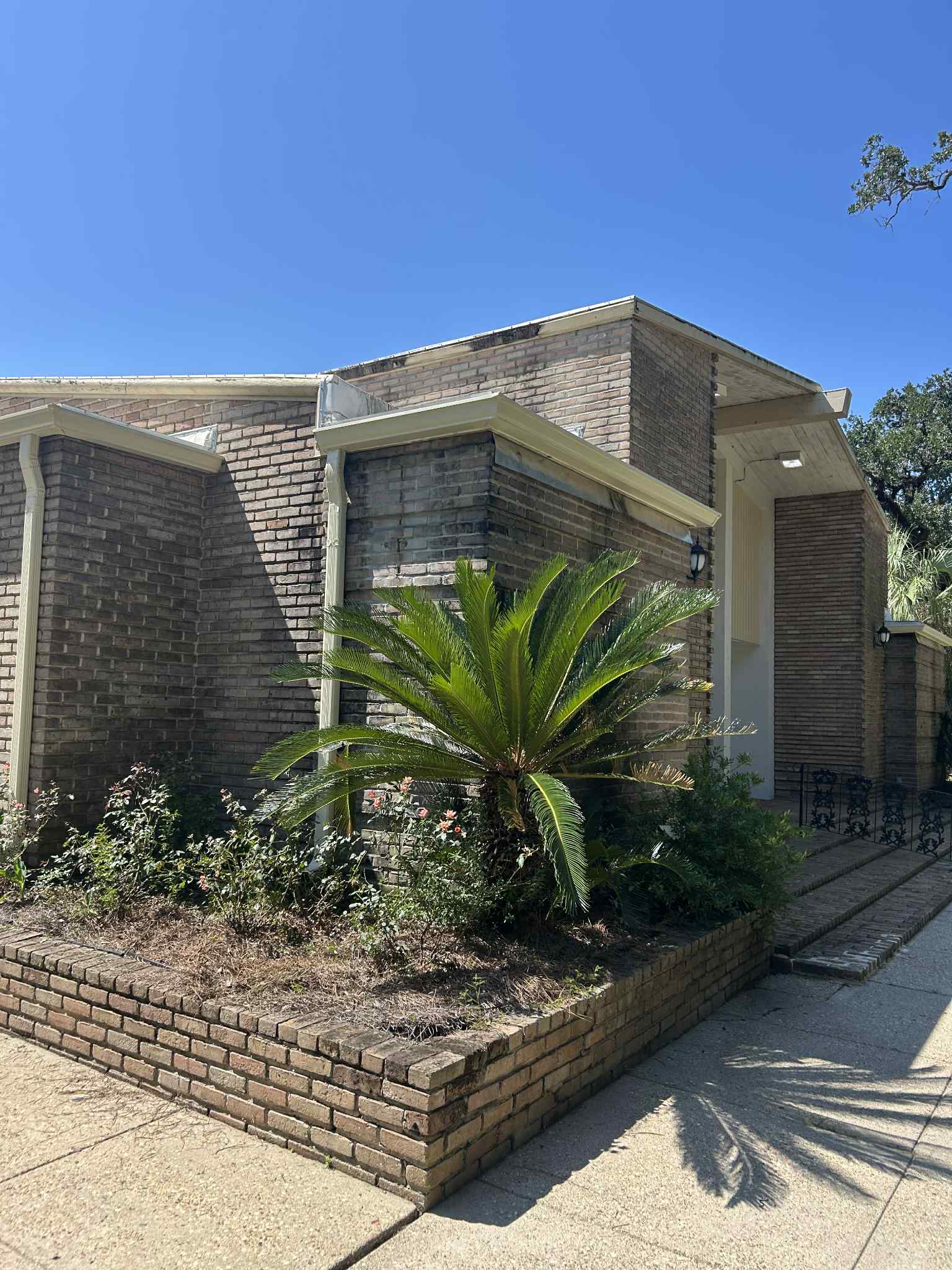 Southern Gutters LLC Image