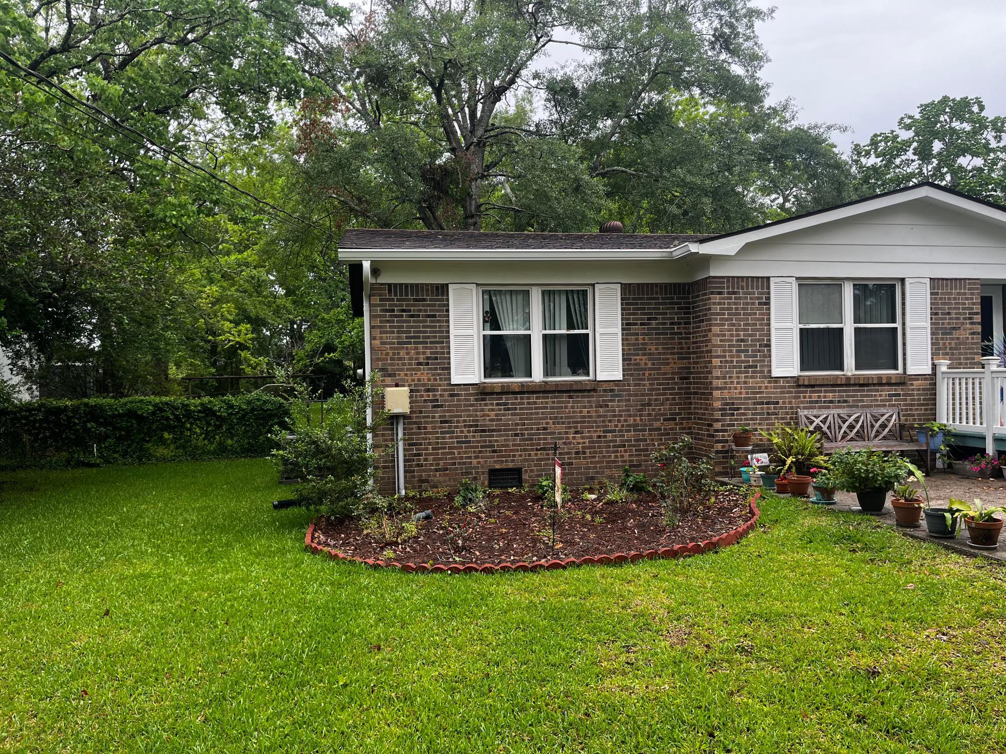 Southern Gutters LLC Image