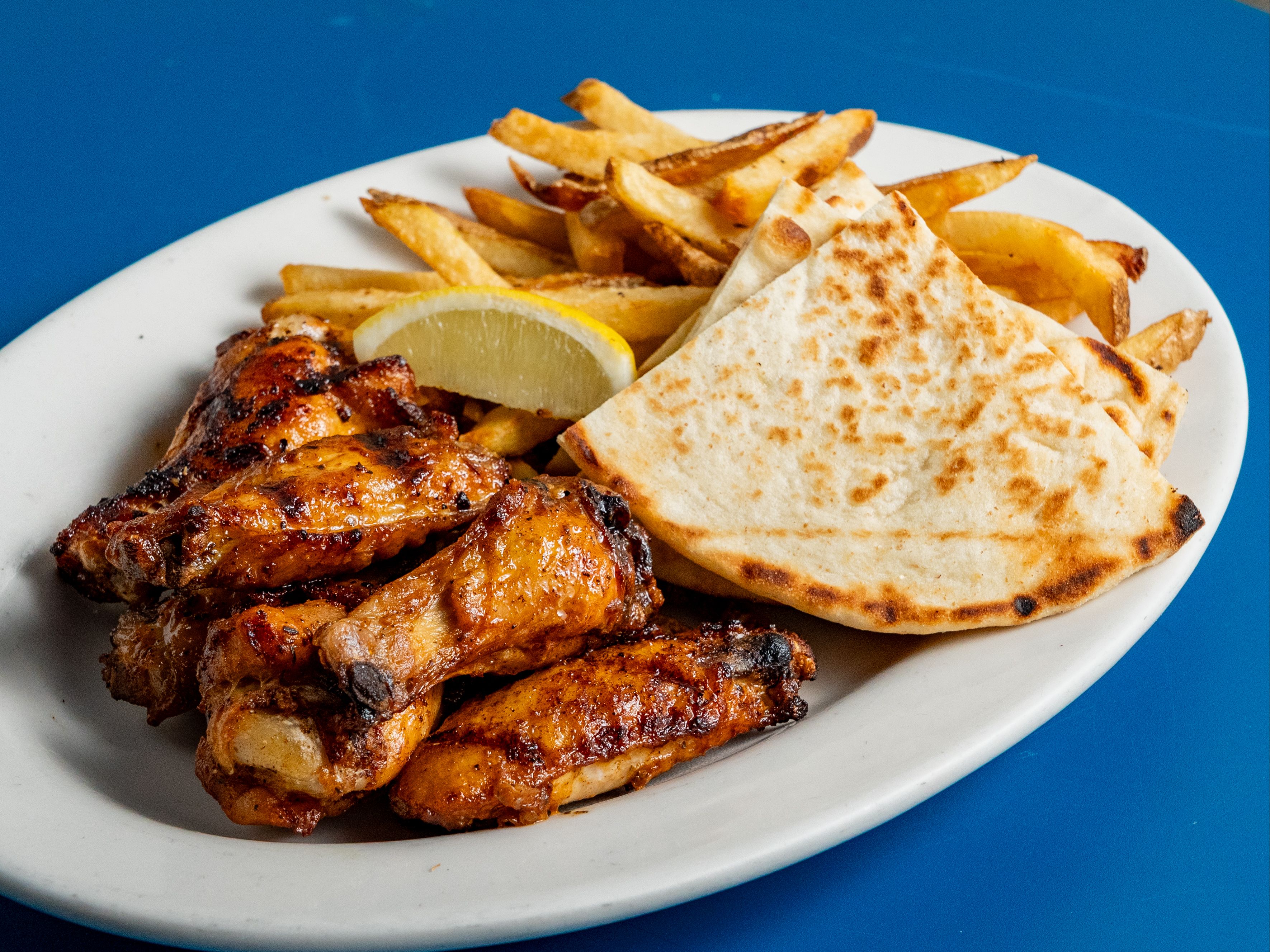 Chicken Wings & Fries