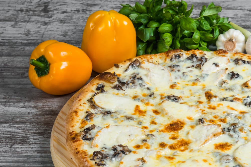 Spicy Vodka Cheese Pizza