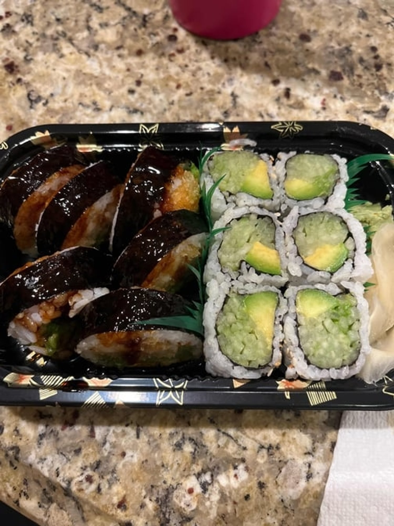 Avocado & Cucumber Roll