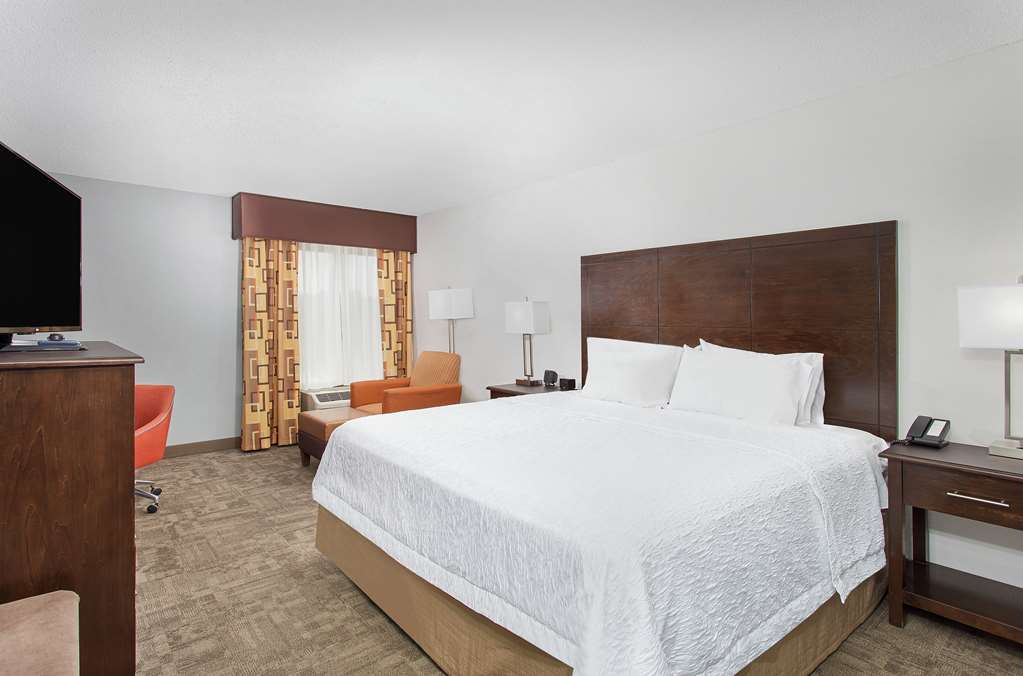 Hampton Inn Cullman Image