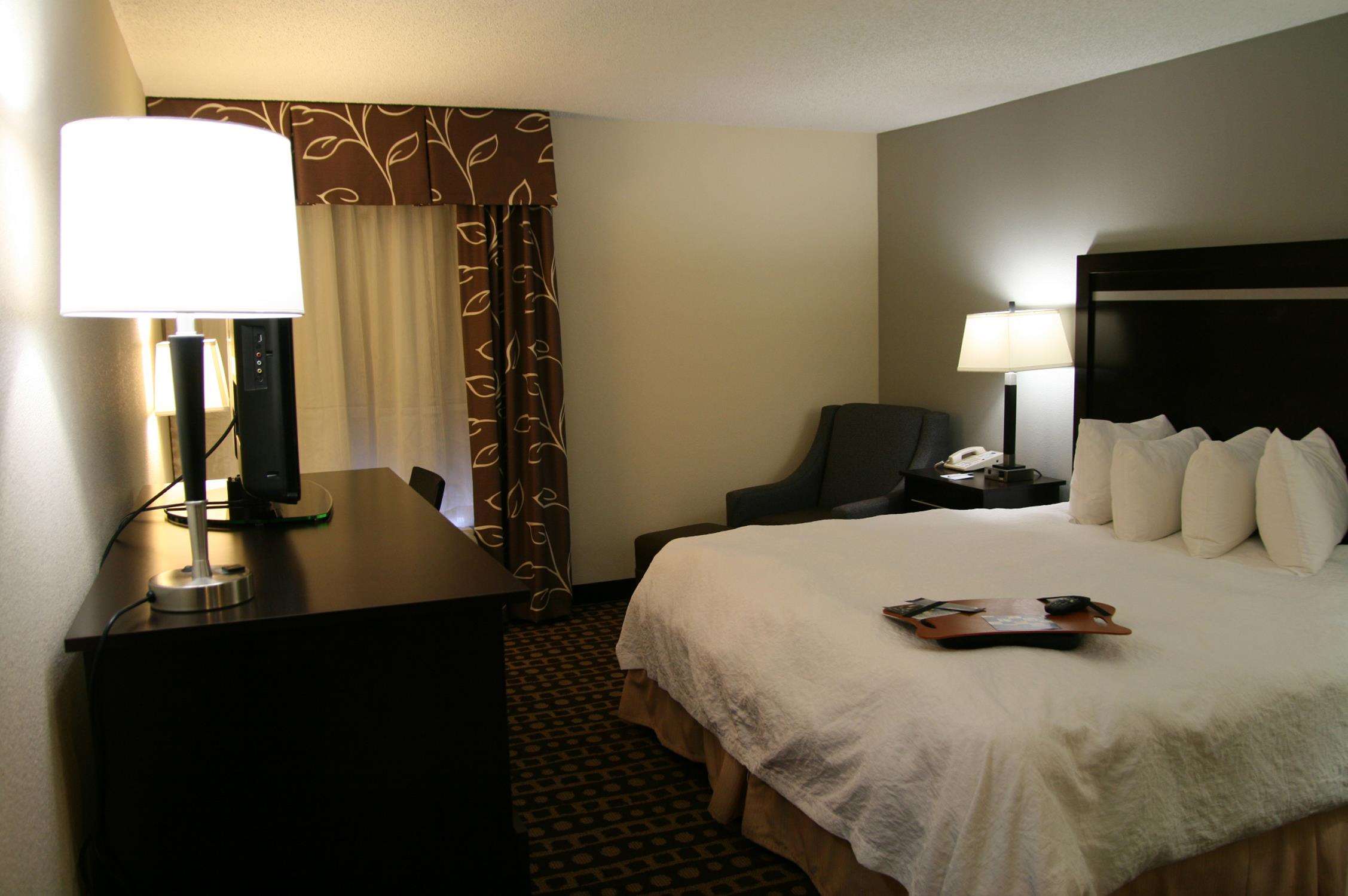 Hampton Inn Columbus-West Photo