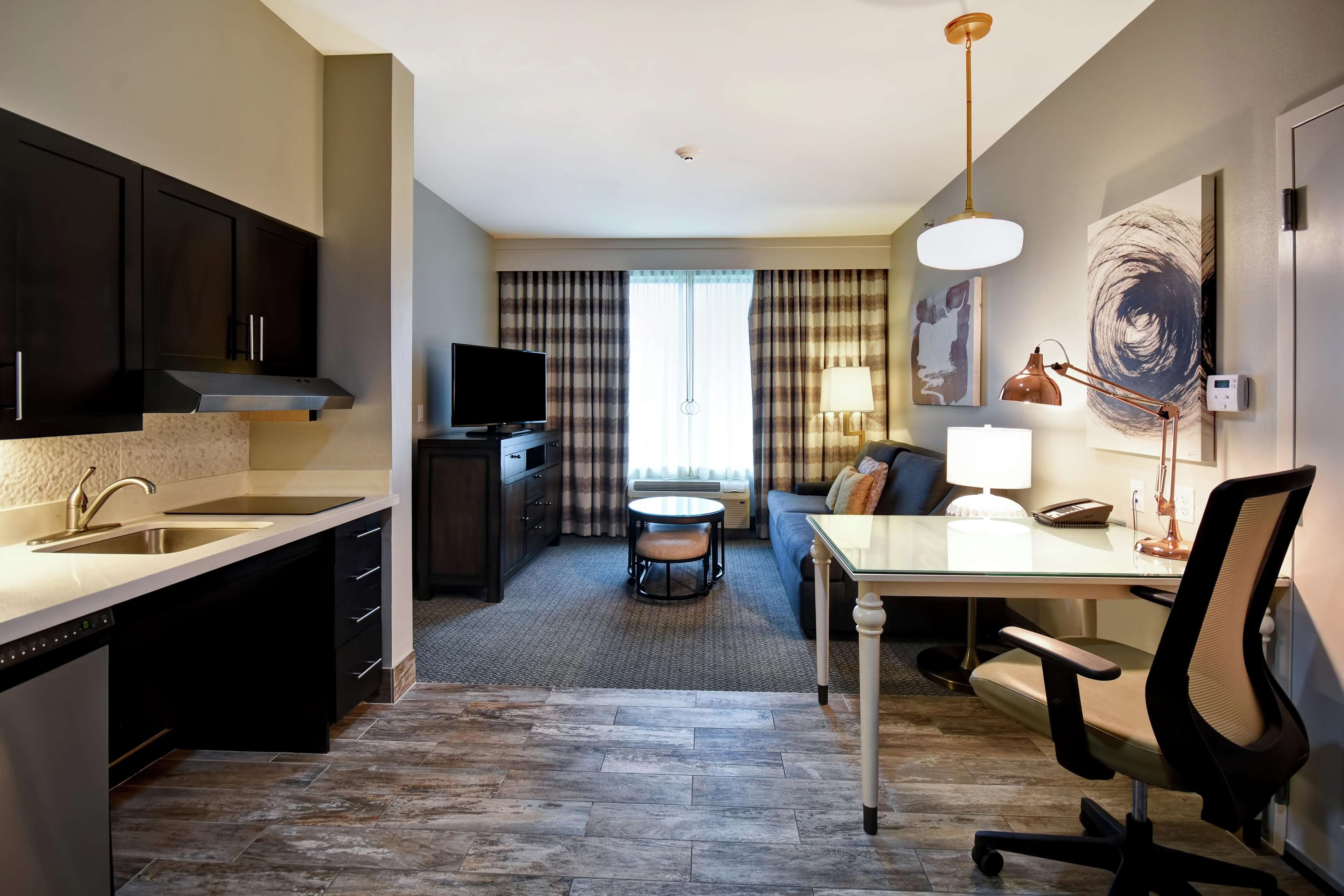 Homewood Suites by Hilton Dallas/Arlington South Photo