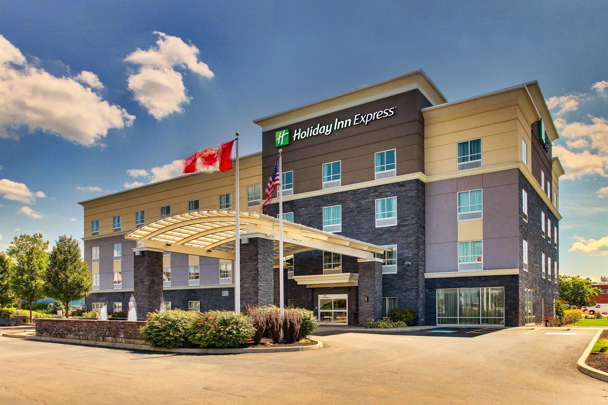 Holiday Inn Express Cheektowaga North East Photo