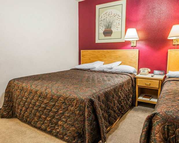 Images Rodeway Inn & Suites