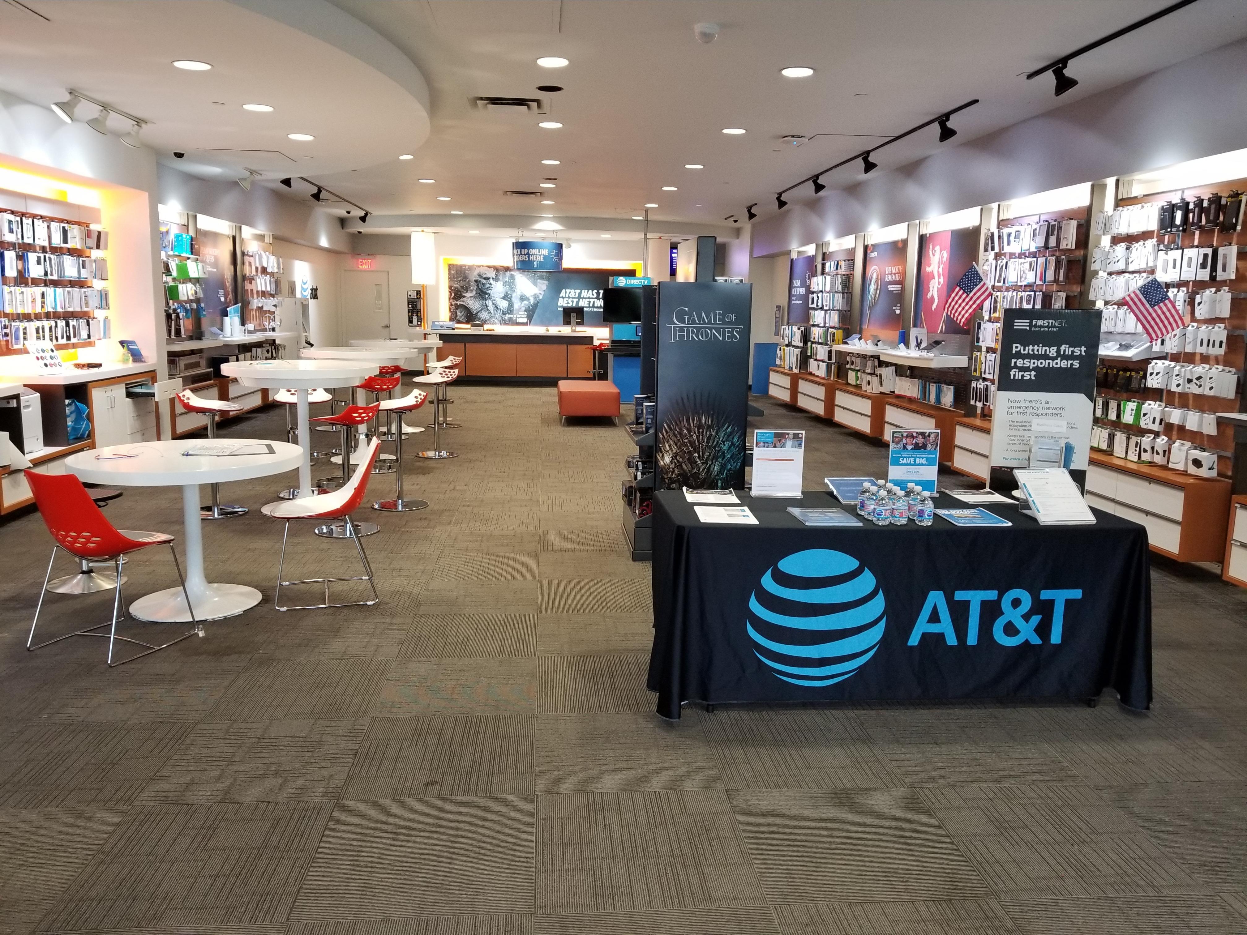 AT&T Store Photo