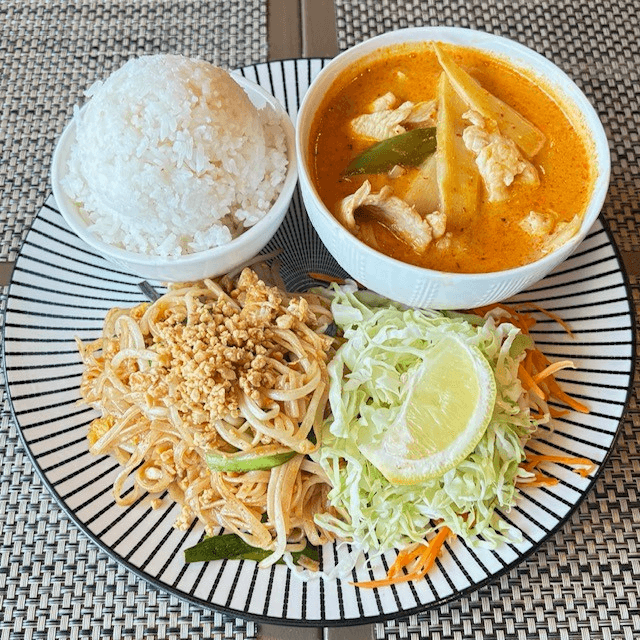 Red Curry Chicken COMBO