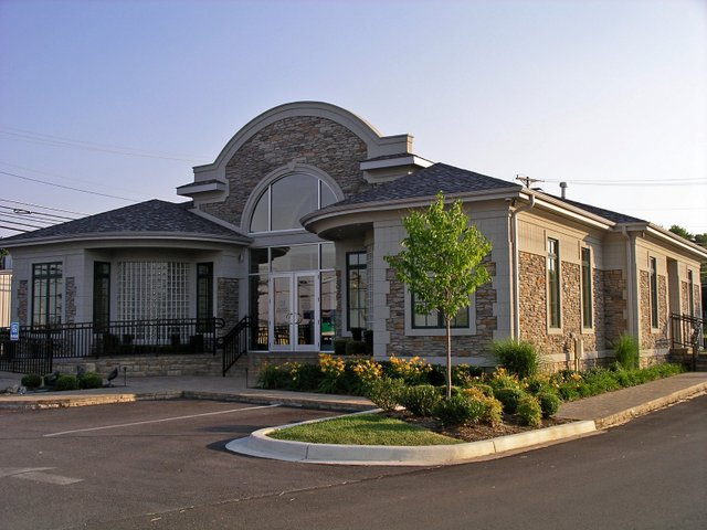 Monticello Banking Company Photo