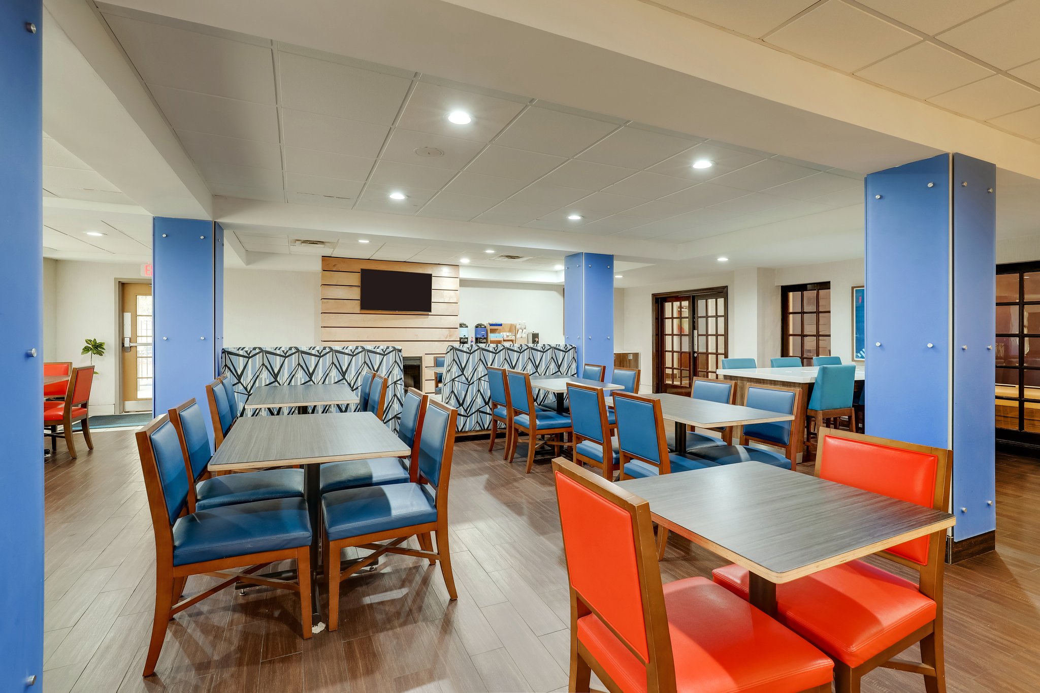 Holiday Inn Express & Suites Gadsden W-Near Attalla by IHG Image