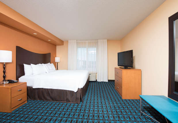 Images Fairfield Inn & Suites by Marriott Omaha Downtown