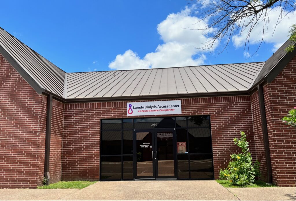 An exterior view of Laredo Dialysis Access Center