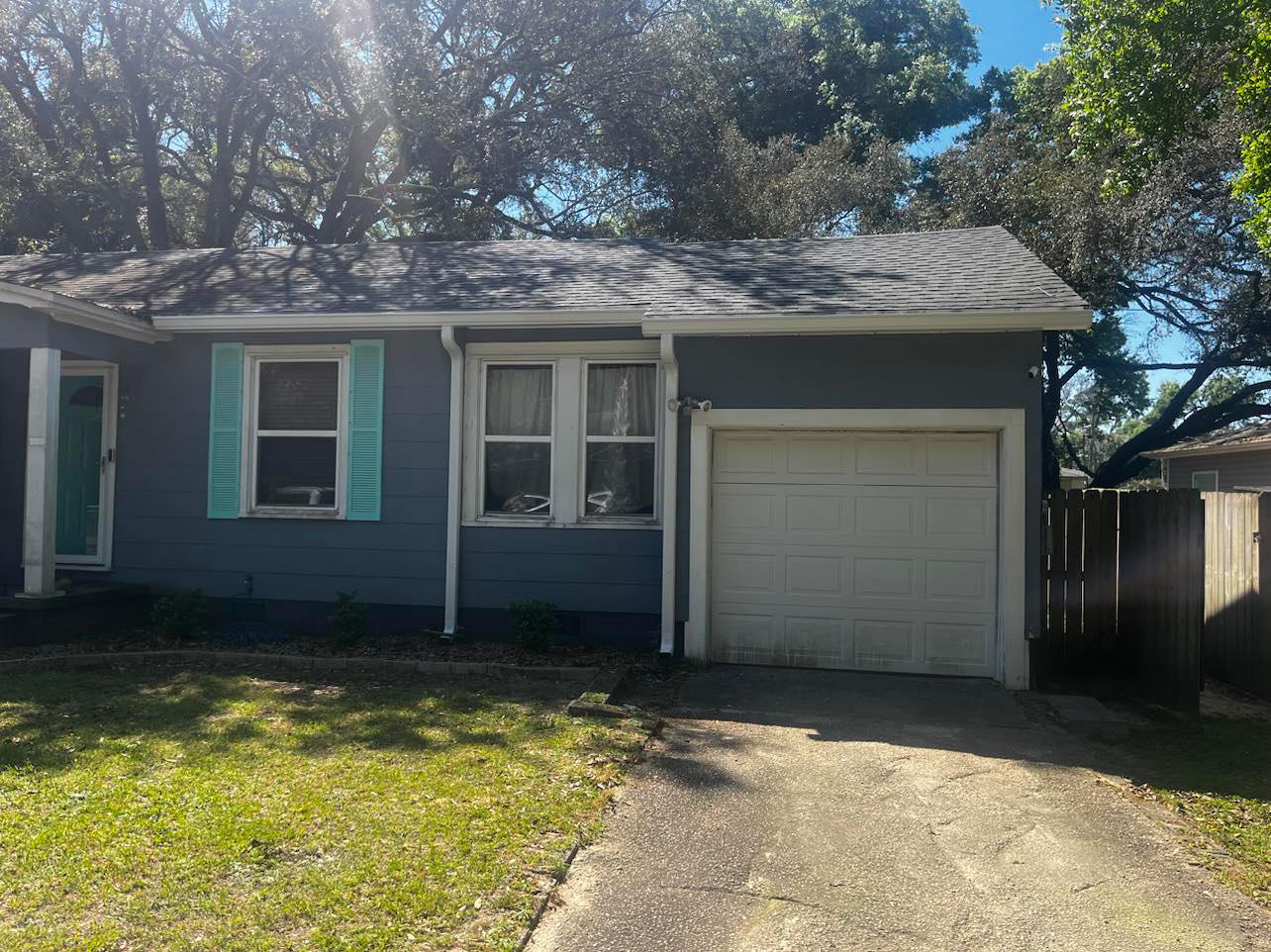 Southern Gutters LLC Image