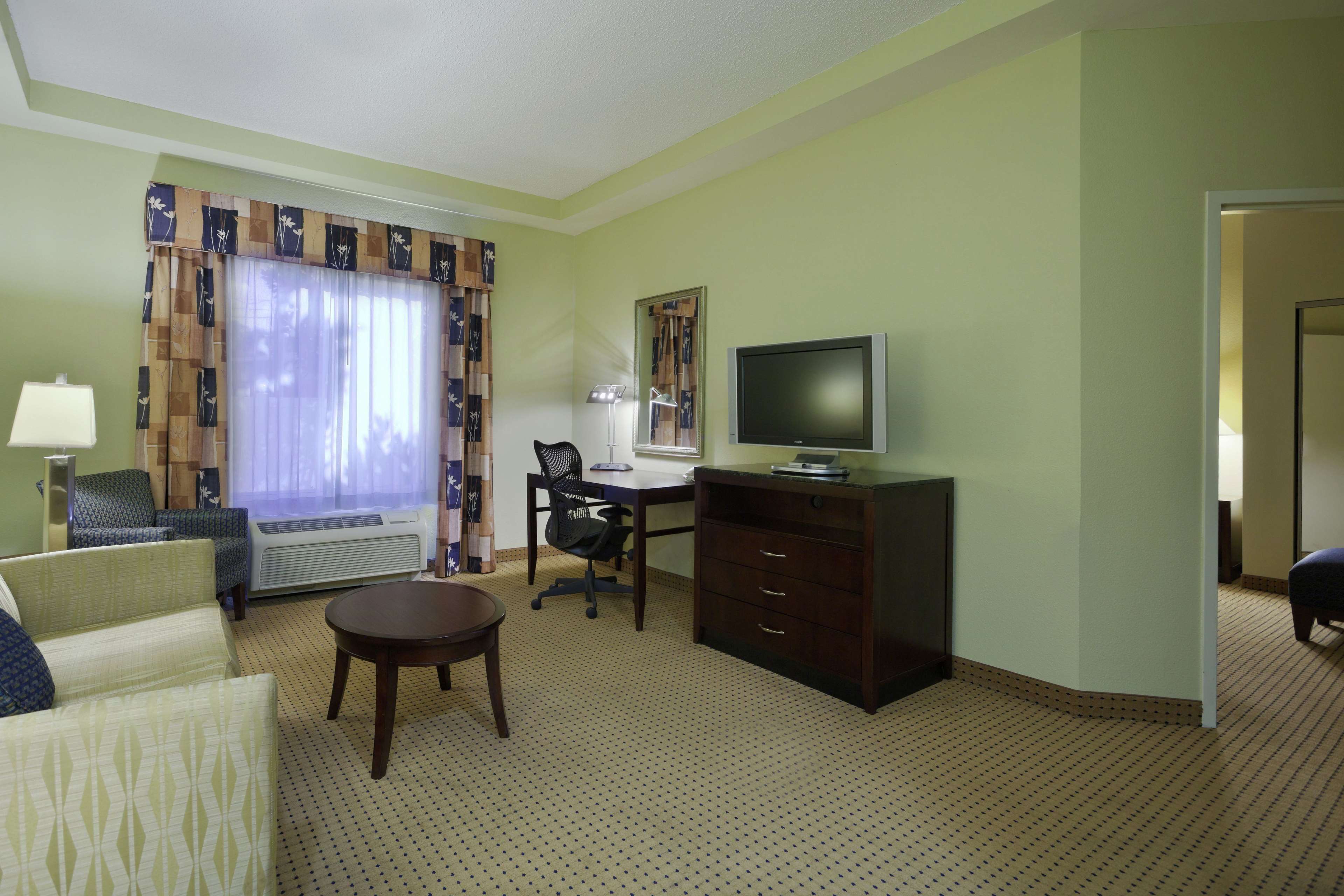 Hilton Garden Inn Jacksonville Orange Park Photo