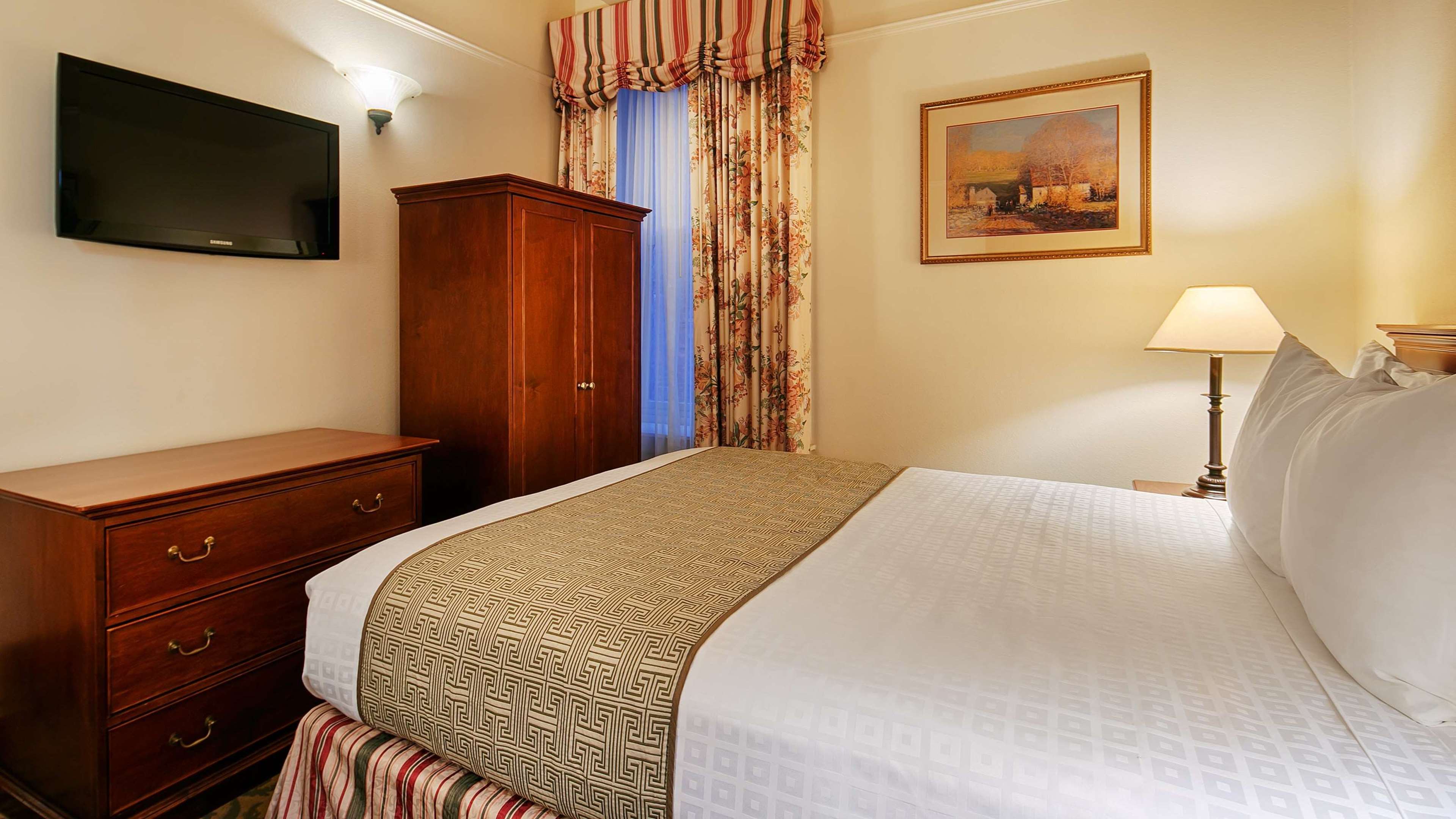 Best Western Plus Pioneer Square Hotel Downtown Photo