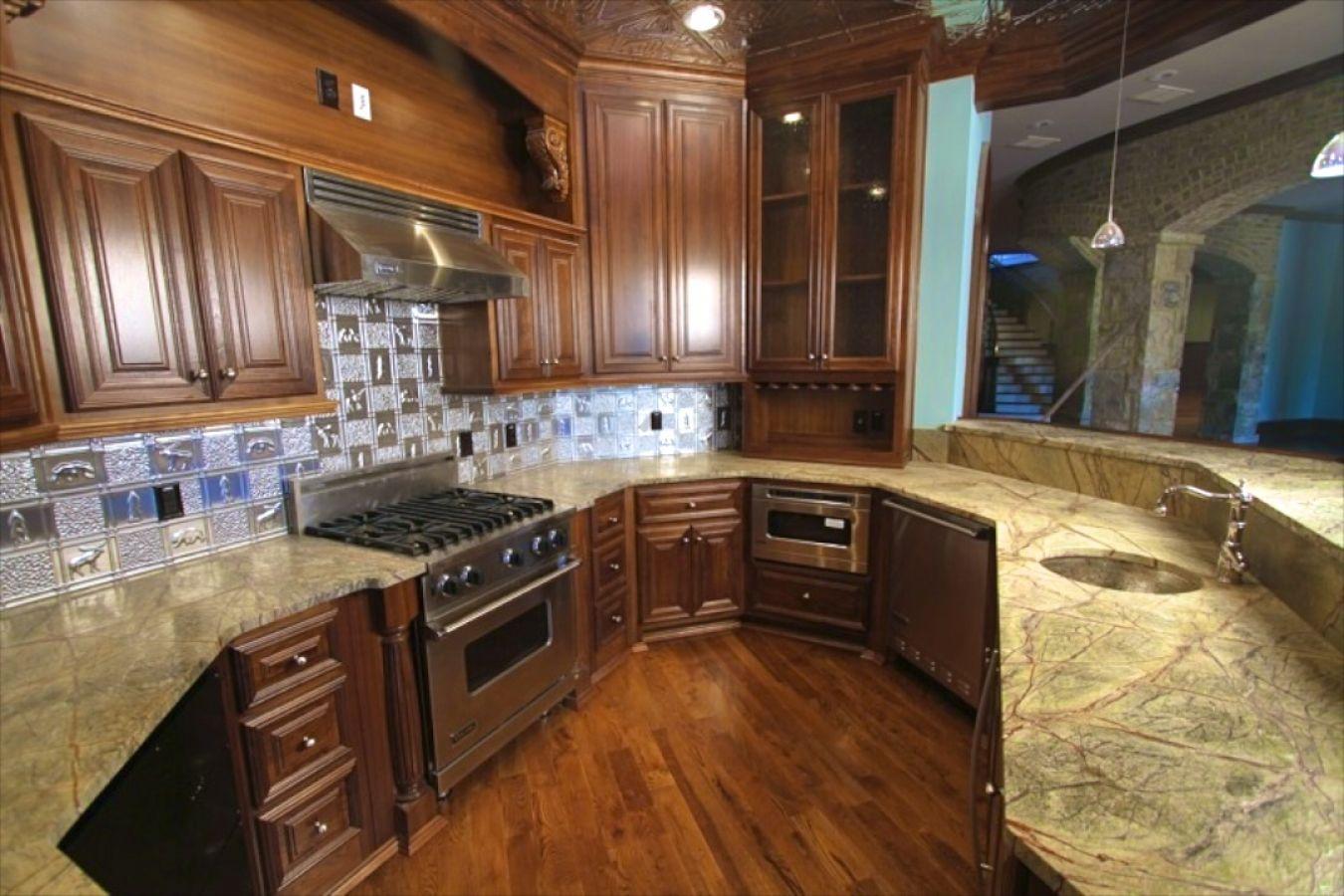 Mark's Cabinets and Remodeling LLC Photo