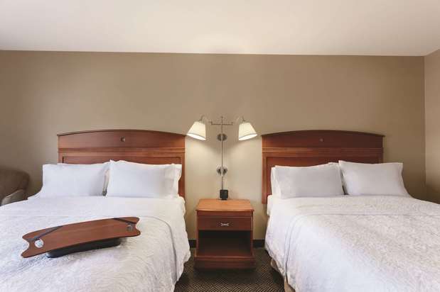 Images Hampton Inn & Suites Mystic