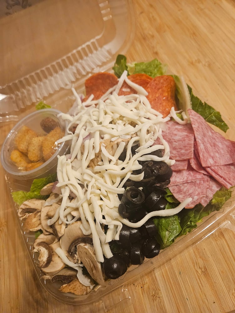 Entree Italian Salad