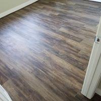 Hillman Flooring Installation Logo