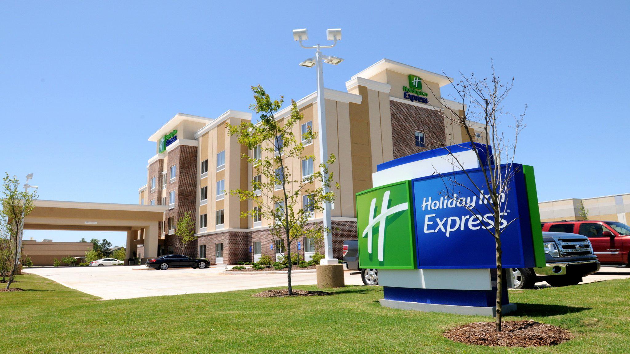 Holiday Inn Express Covington-Madisonville Photo