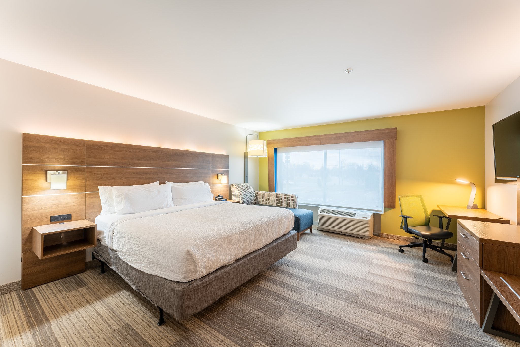 Holiday Inn Express & Suites Nashville North - Springfield by IHG Image