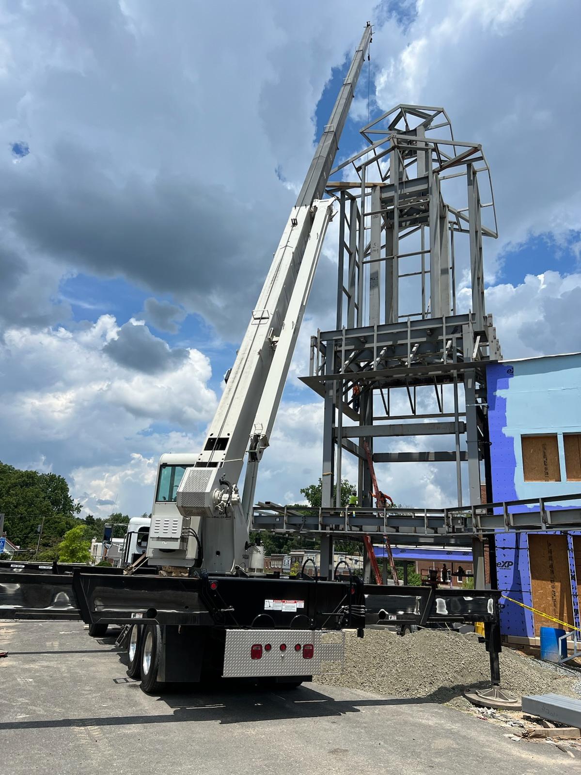 Metro Crane and Rigging