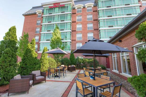 Images Hilton Garden Inn Manchester Downtown