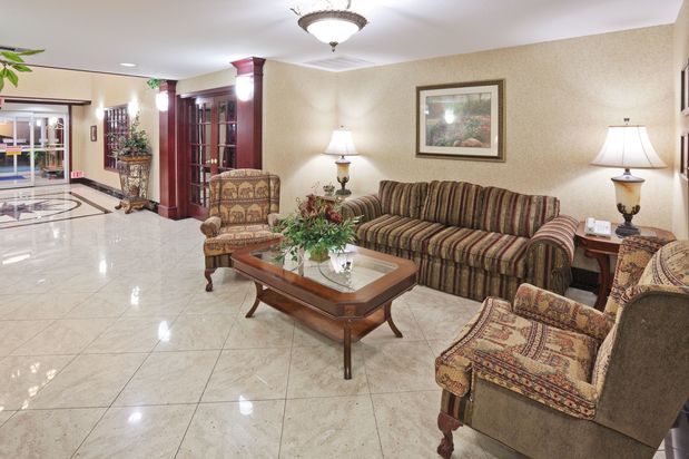 Images Holiday Inn Express & Suites Gainesville