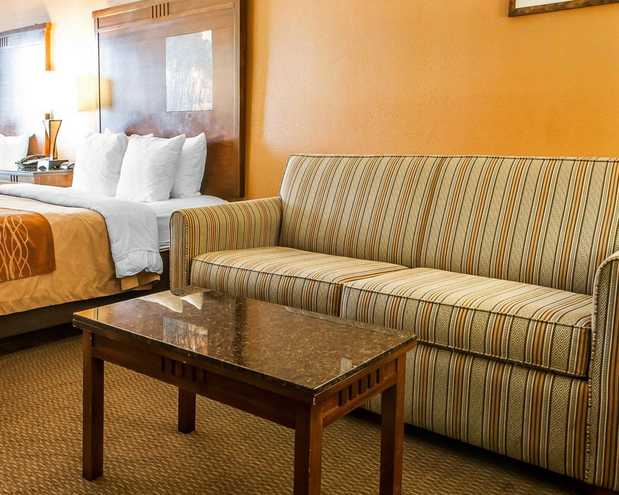 Images Comfort Inn Midtown