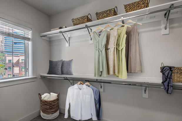 Images Camden Grandview Apartments and Townhomes