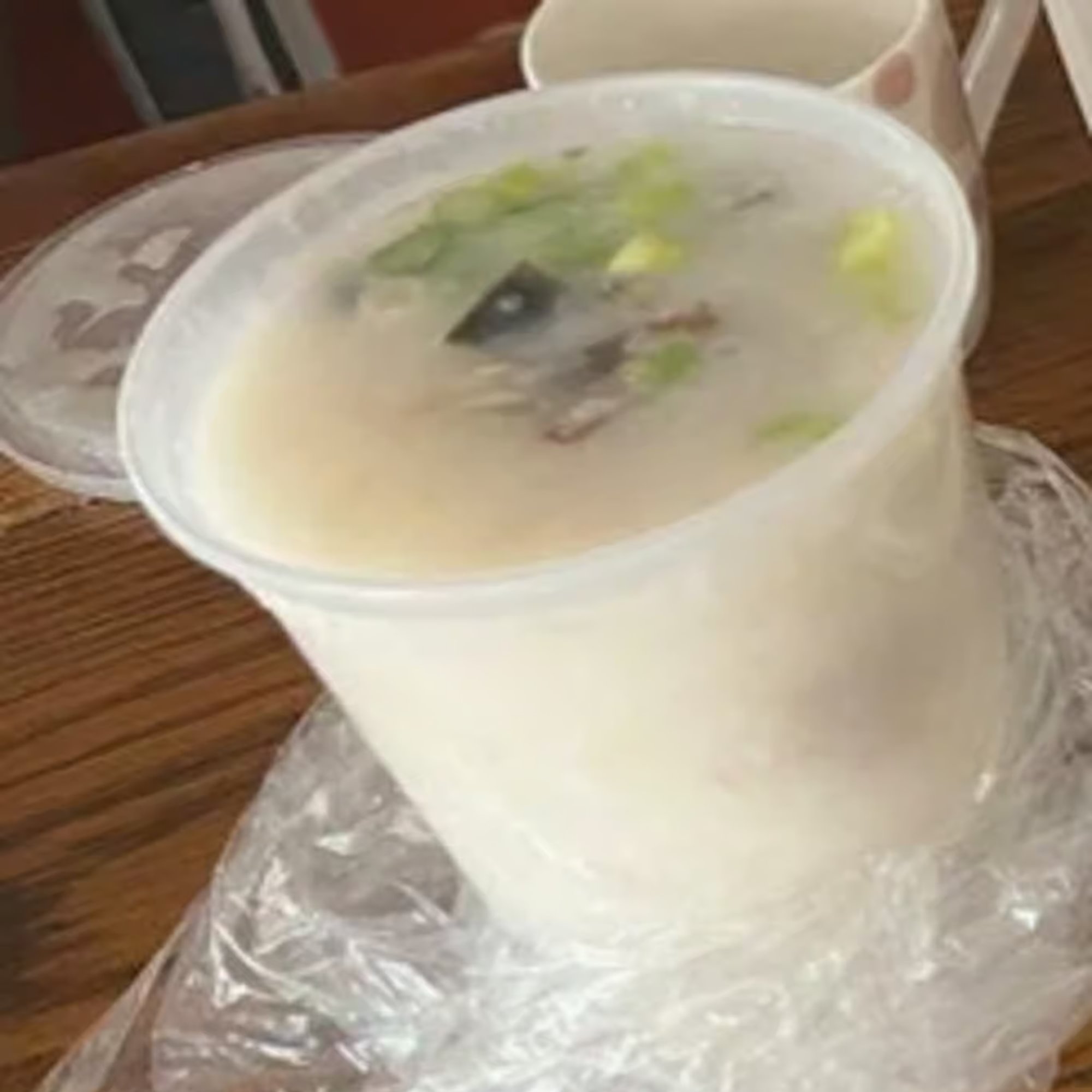 Preserved Egg & Pork Porridge / 皮蛋瘦肉粥