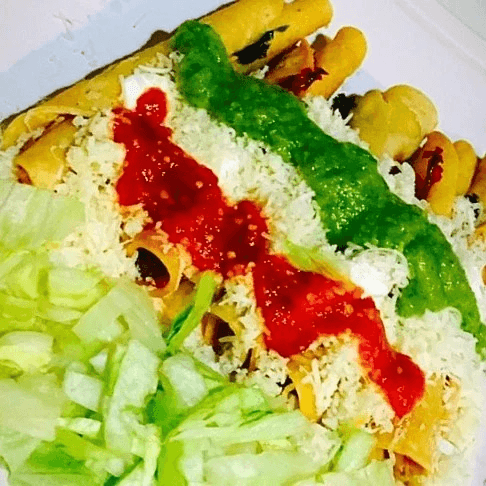 Tacos Dorados (4 Crispy Chicken Rolled Taquitos)