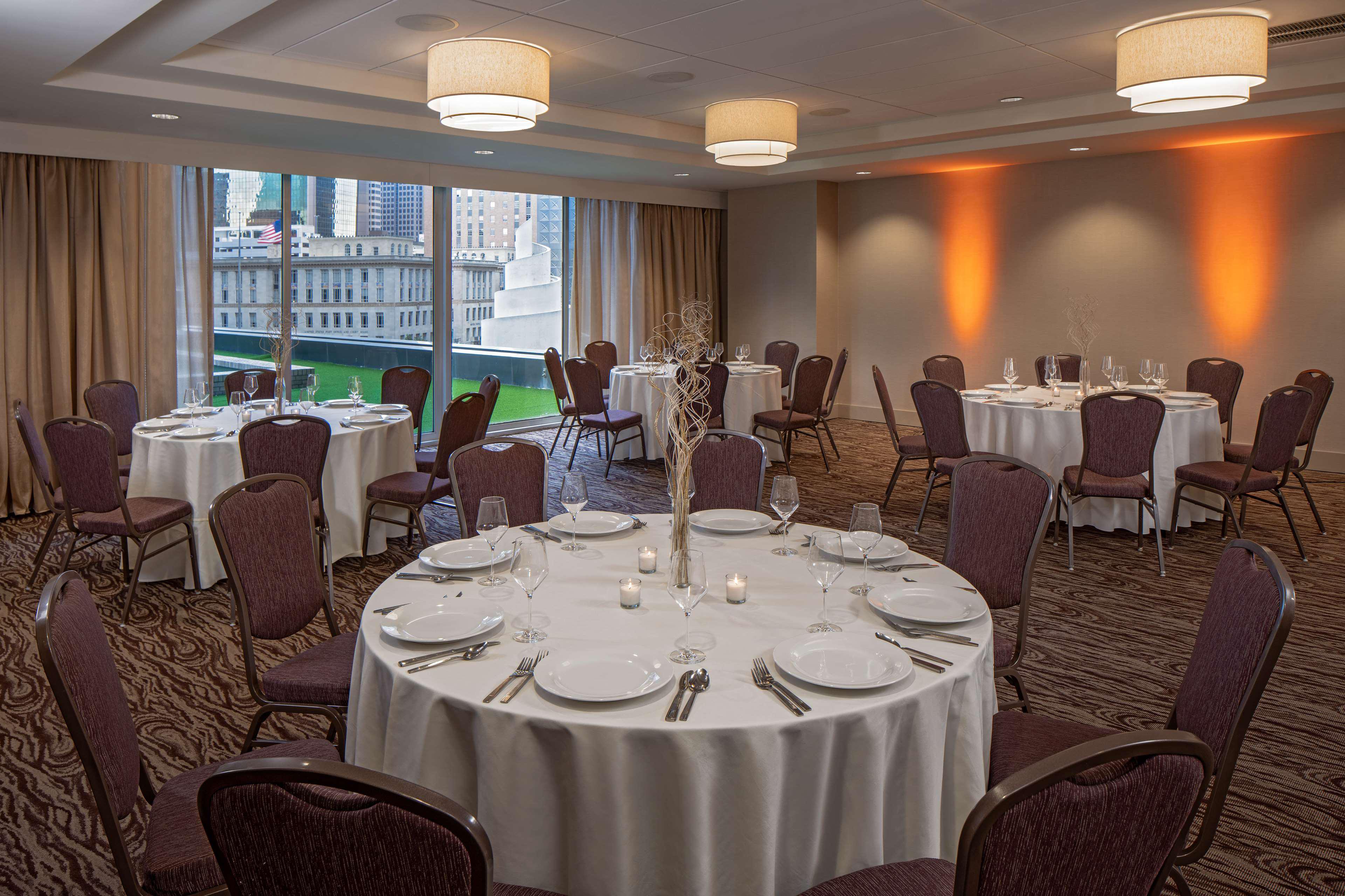 Hilton garden inn downtown dallas 1600 pacific avenue dallas tx
