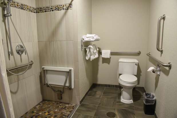 Images Best Western of Harbor Springs