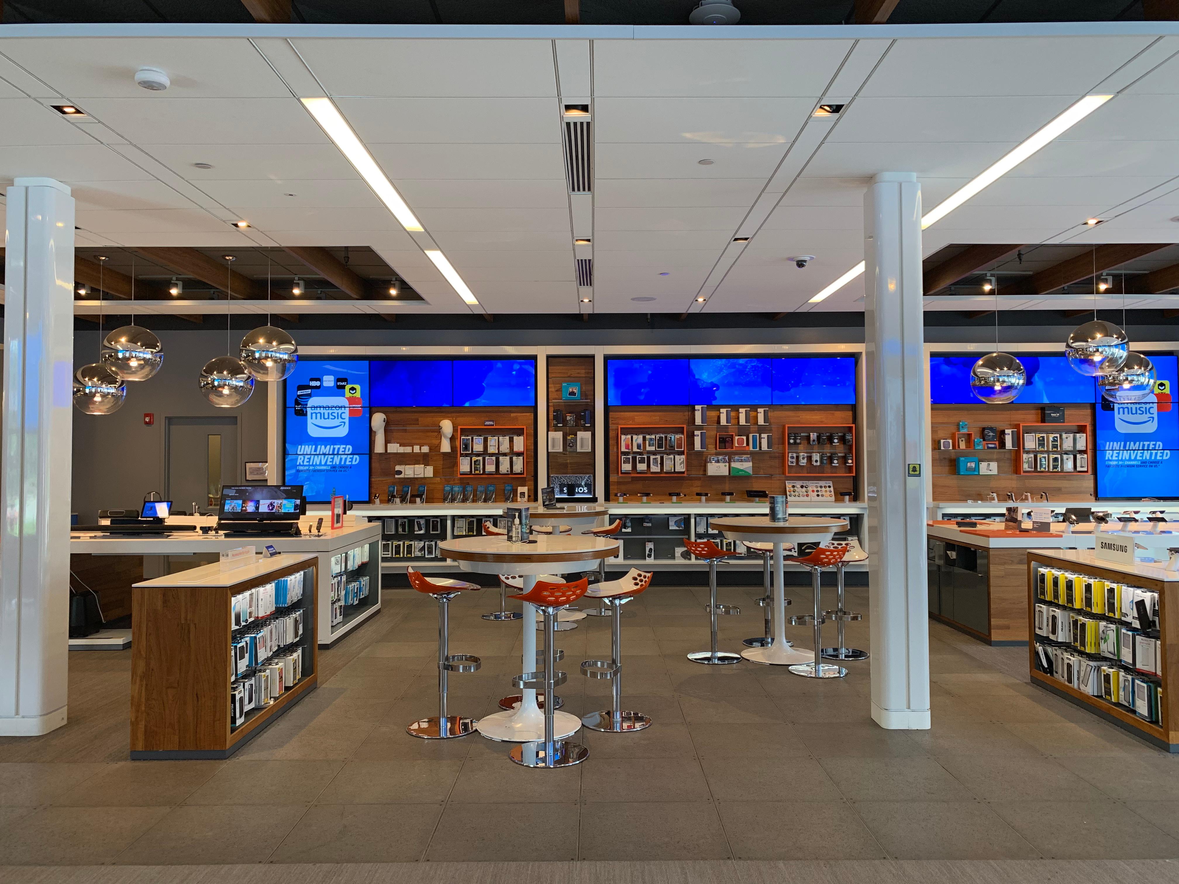 AT&T Store Photo