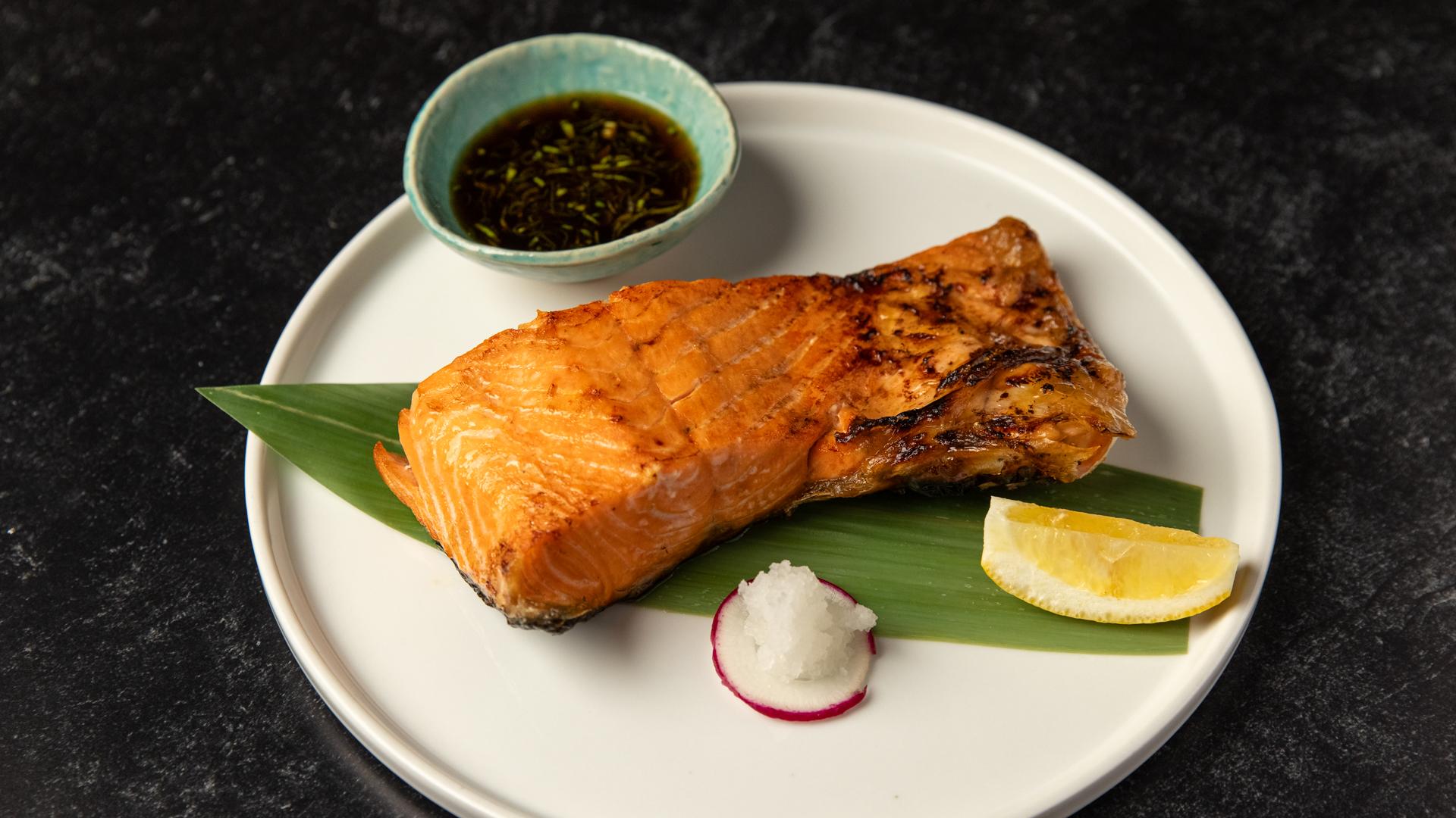 Salmon Collar