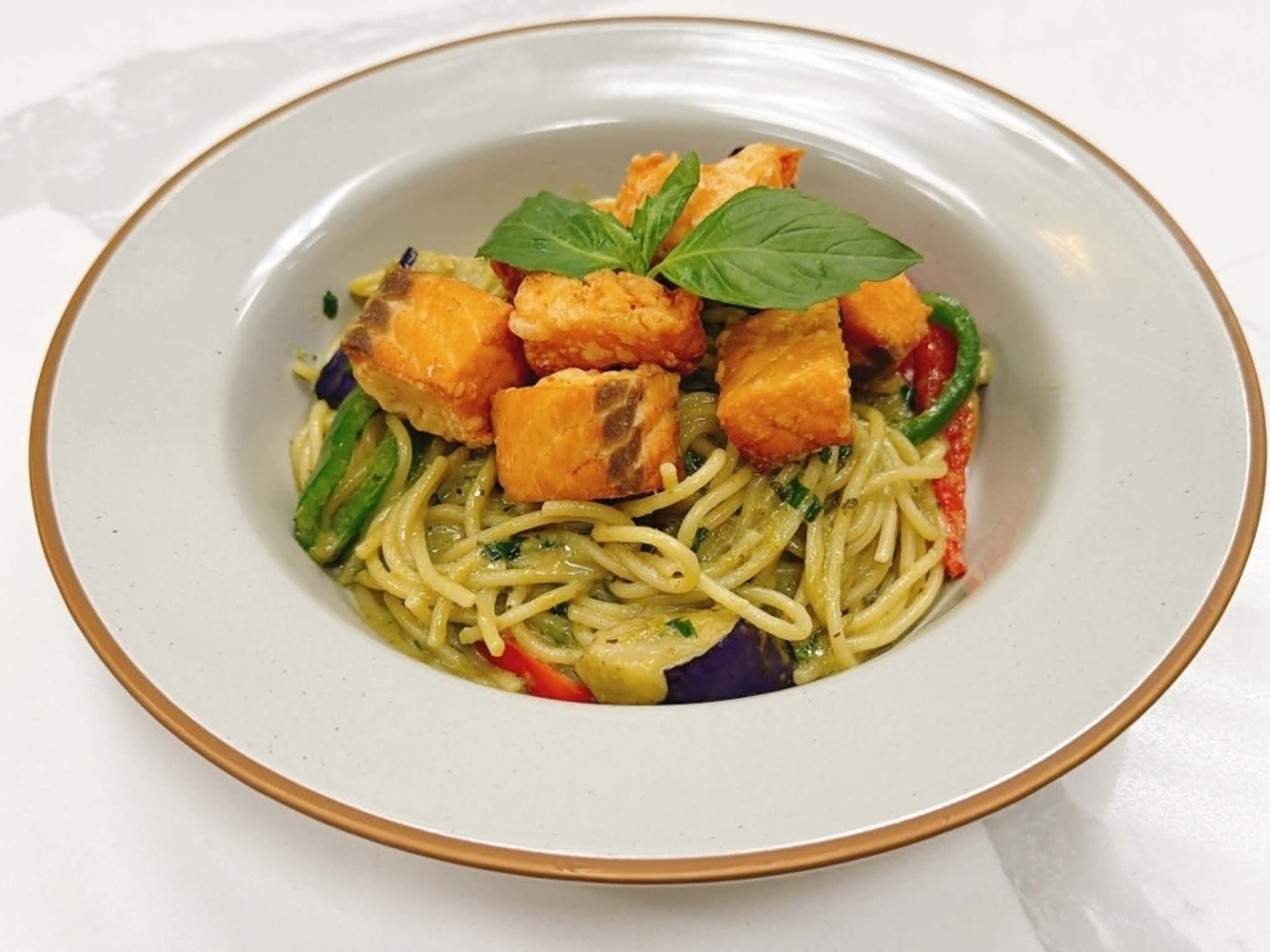 Thai Green Curry Salmon Pasta