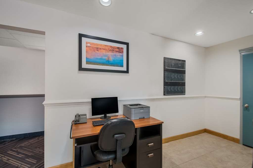 SureStay Plus by Best Western Berkeley Springs Image