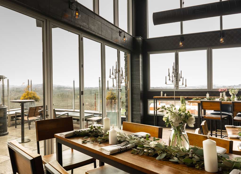 DoubleTree by Hilton Asheville Downtown Image