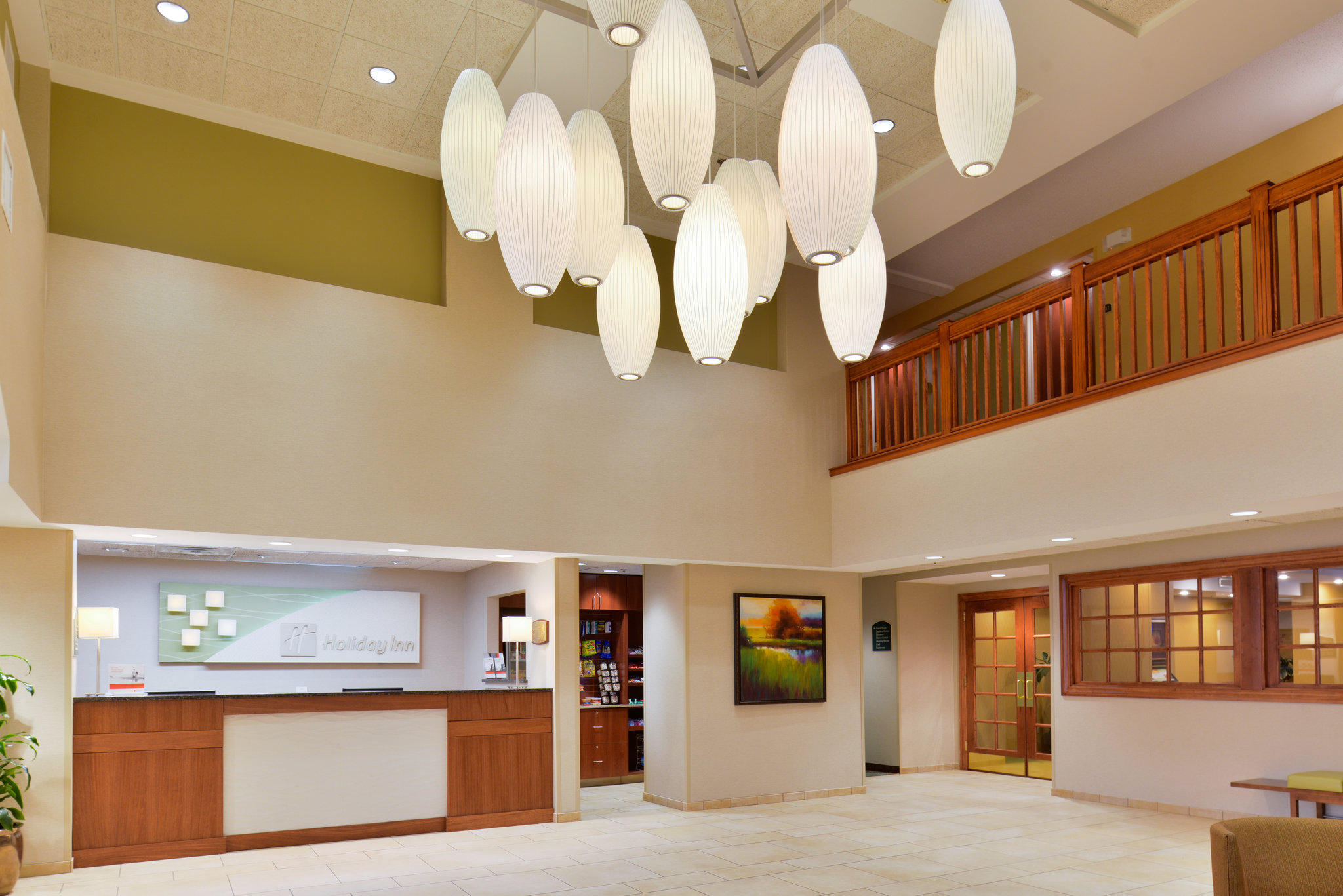 Holiday Inn & Suites Overland Park-Conv Ctr Photo